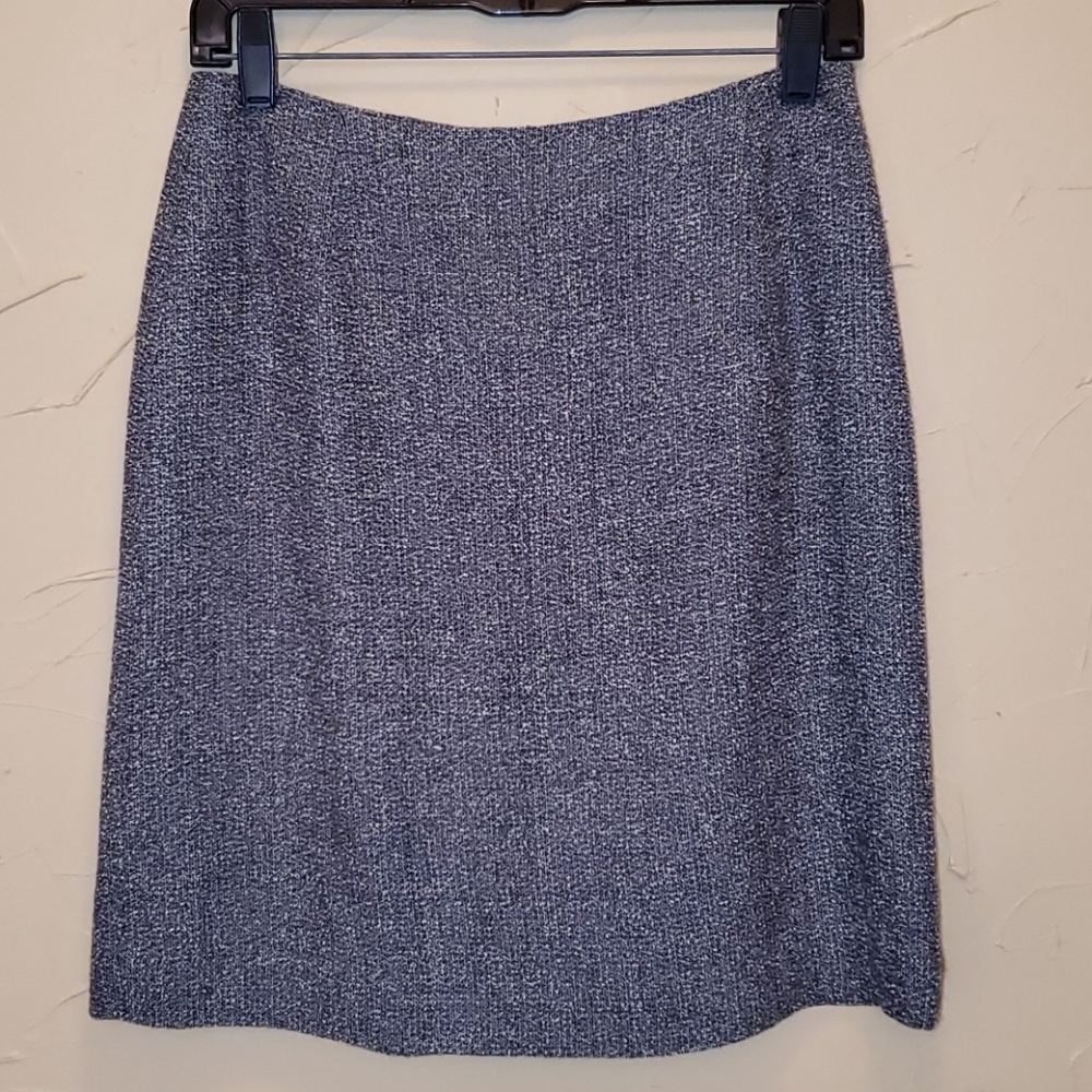 SALE🌞3/$30🌞 Amanda Smith Lined Skirt Sz 6